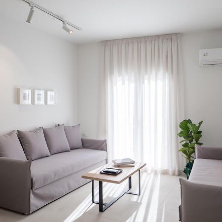 The H Experience - Eclectic Spacious Apartment Near Venetian Castle - 1 Heraklion  Bagian luar foto