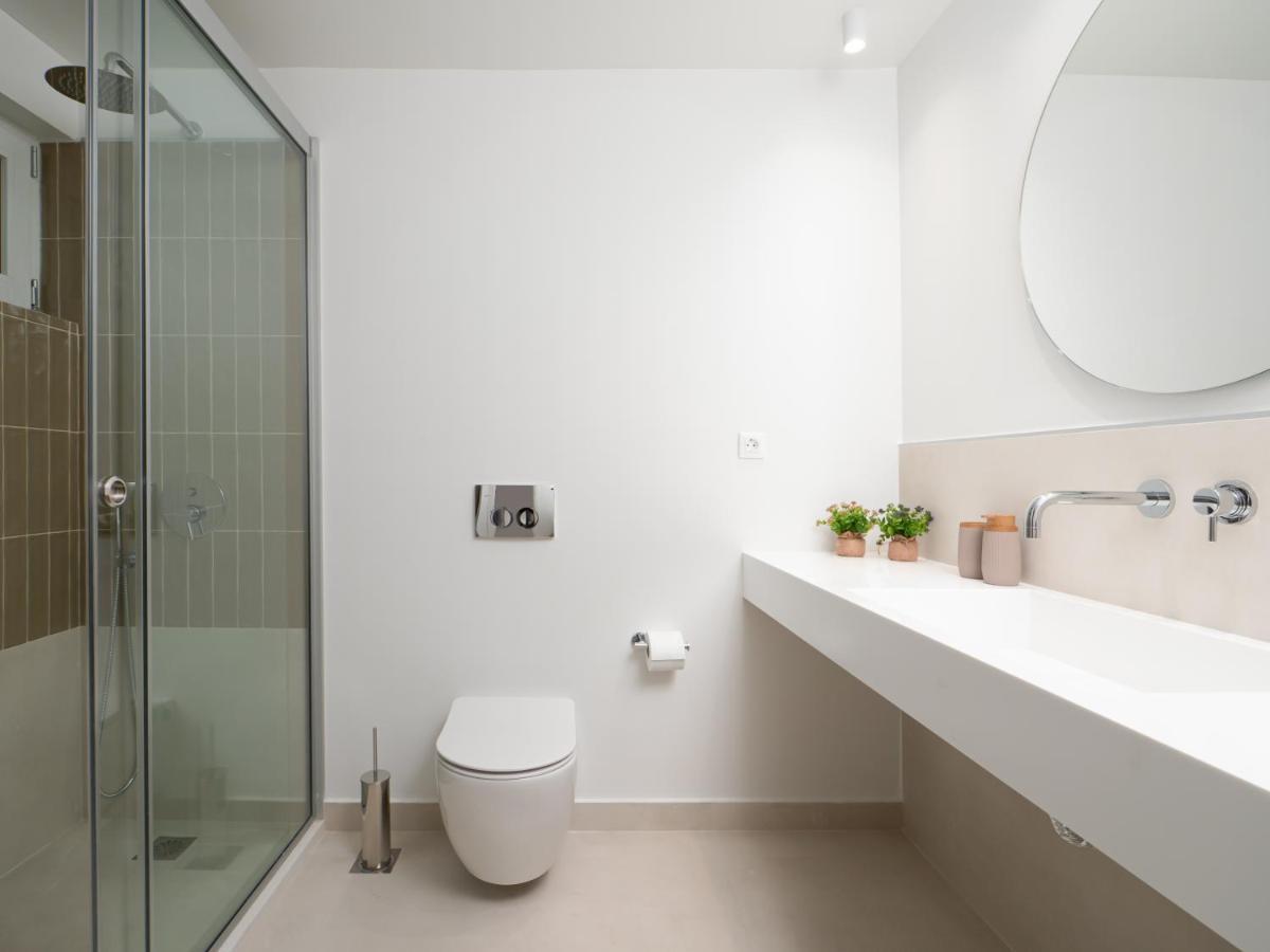 The H Experience - Eclectic Spacious Apartment Near Venetian Castle - 1 Heraklion  Bagian luar foto