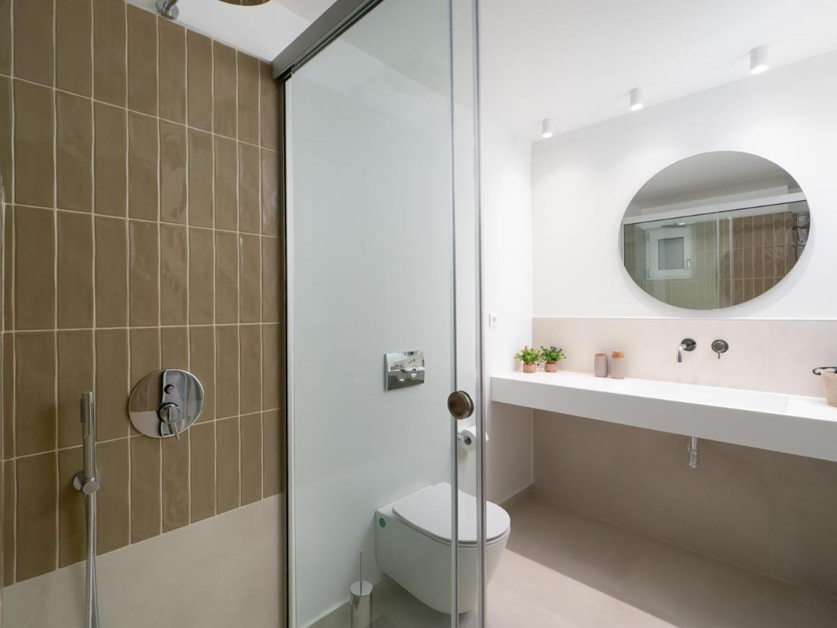 The H Experience - Eclectic Spacious Apartment Near Venetian Castle - 1 Heraklion  Bagian luar foto