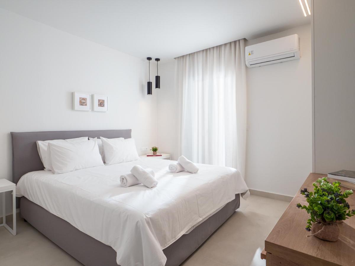The H Experience - Eclectic Spacious Apartment Near Venetian Castle - 1 Heraklion  Bagian luar foto
